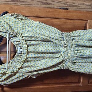 Max Studio size Medium